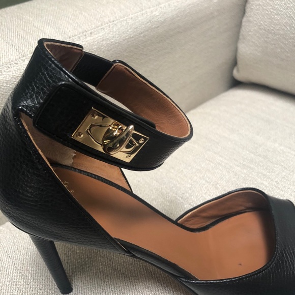 Givenchy Shark Lock Ankle Strap Sandals - Picture 4 of 12